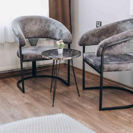 Hakcan Hotel Измир Екстериор снимка