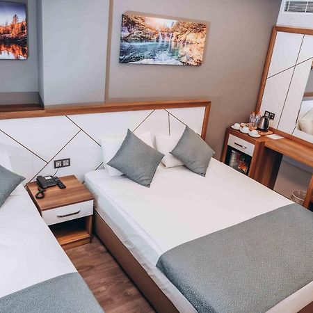 Hakcan Hotel Измир Екстериор снимка