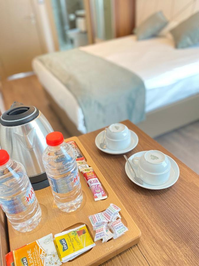 Hakcan Hotel Измир Екстериор снимка
