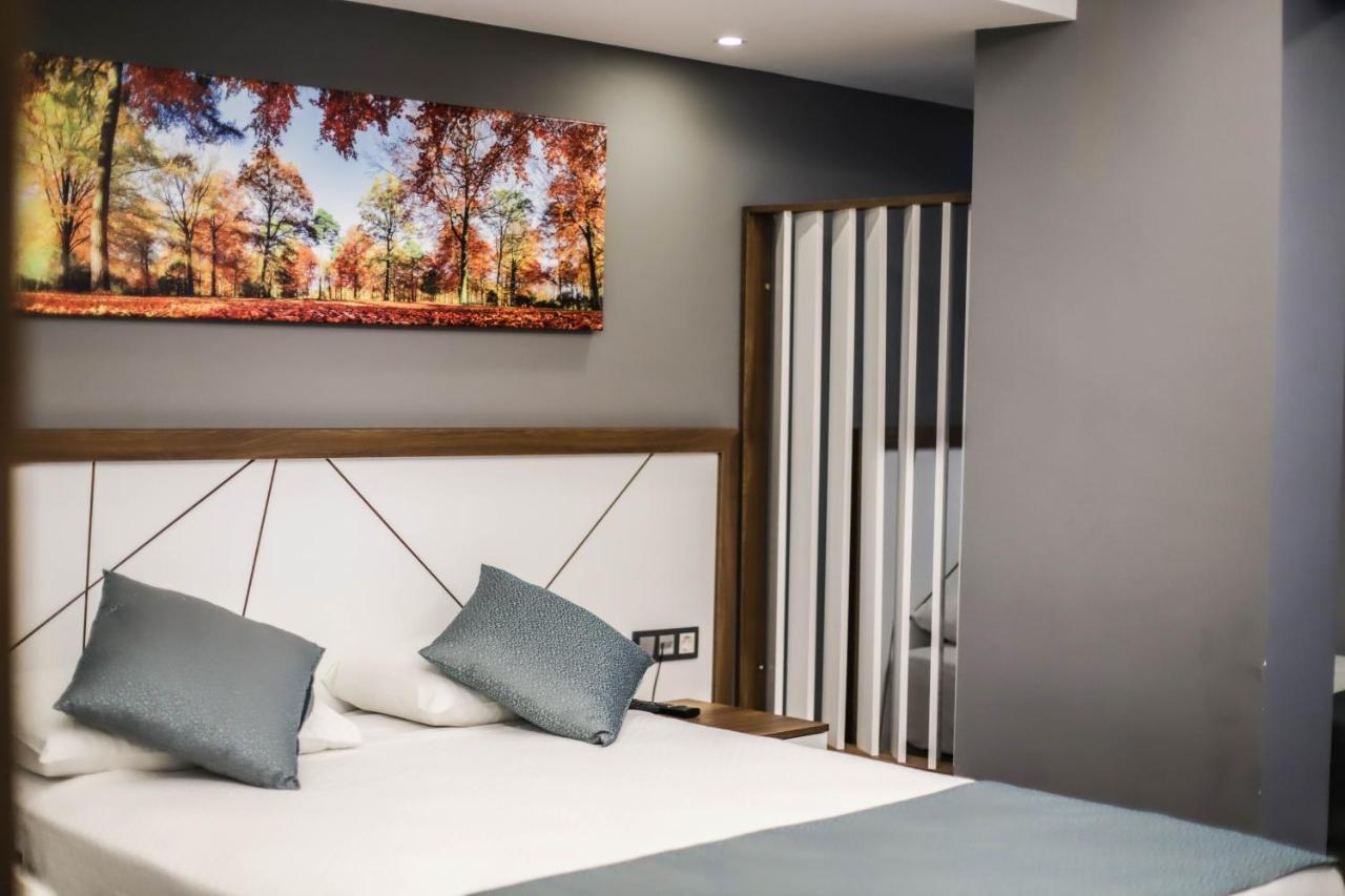 Hakcan Hotel Измир Екстериор снимка