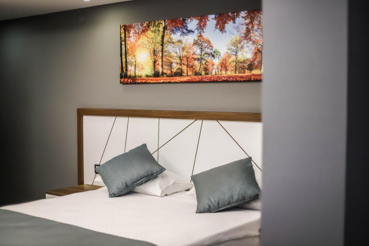 Hakcan Hotel Измир Екстериор снимка
