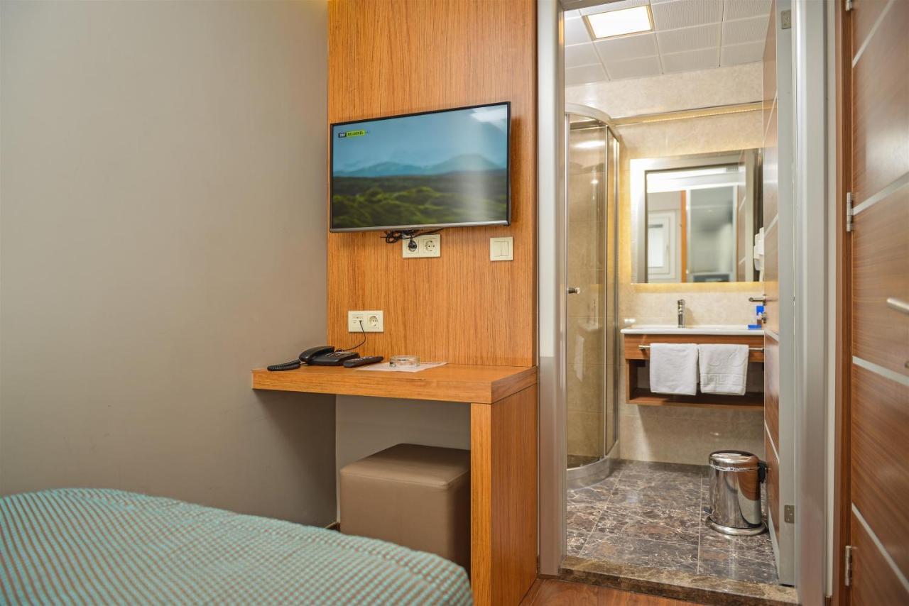 Hakcan Hotel Измир Екстериор снимка