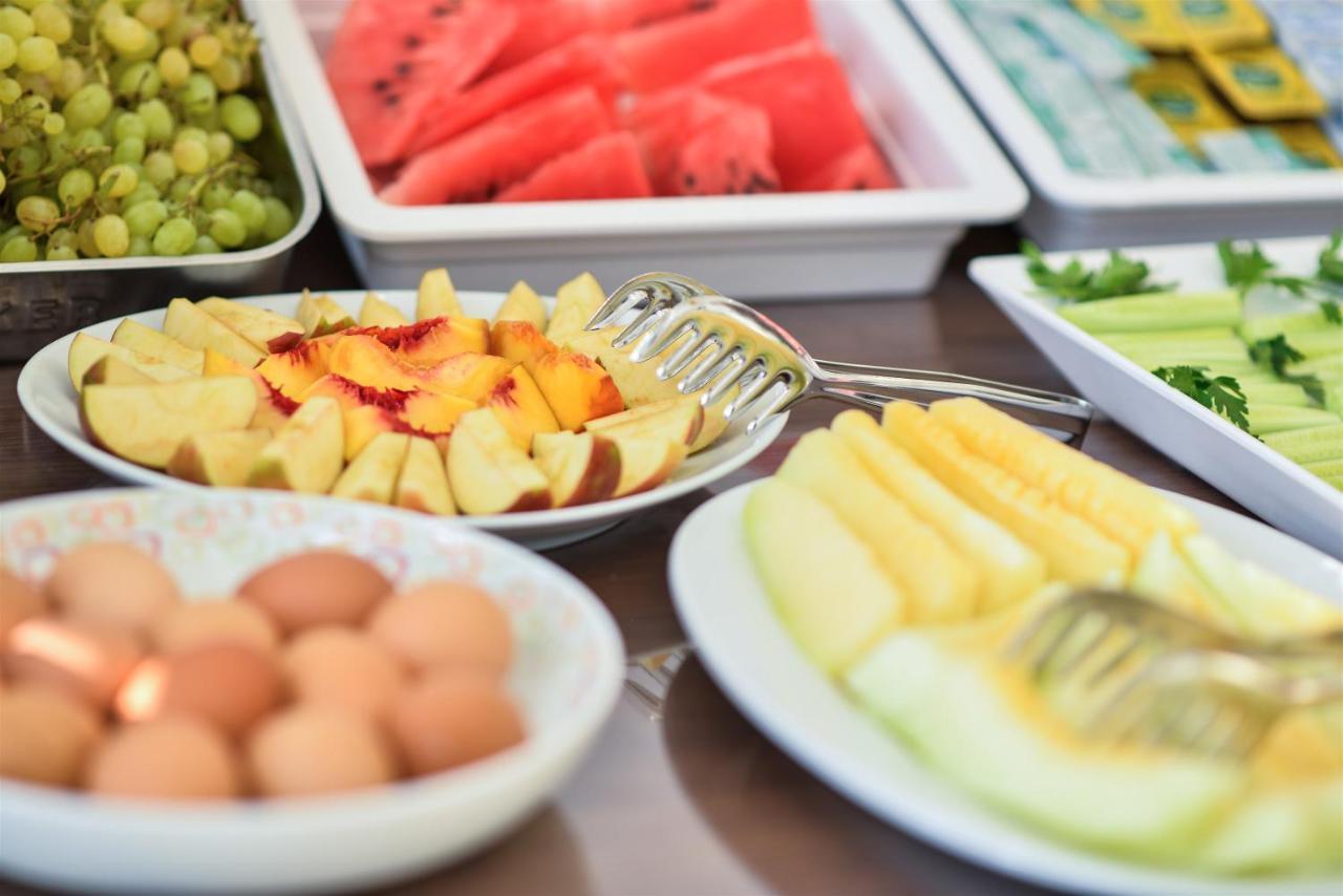 Hakcan Hotel Измир Екстериор снимка