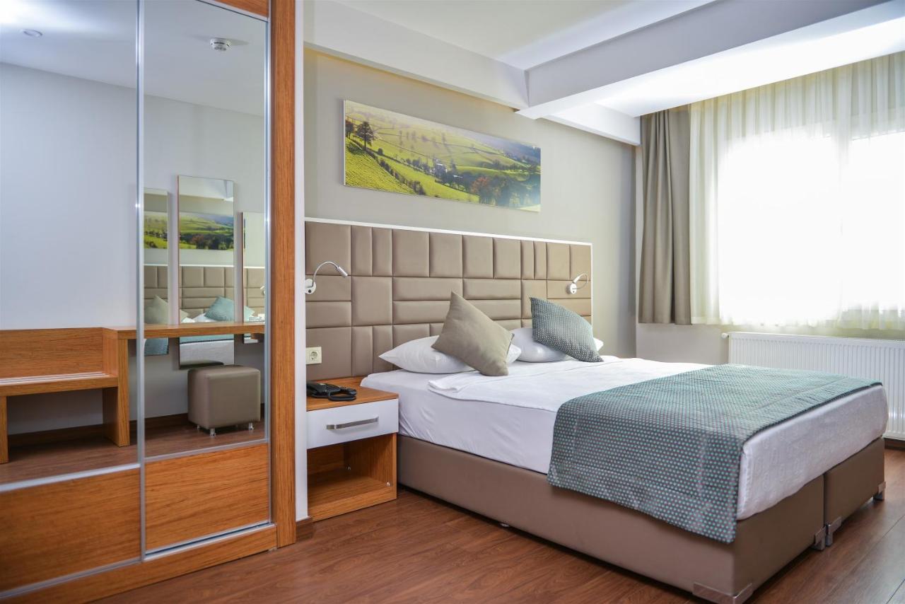 Hakcan Hotel Измир Екстериор снимка
