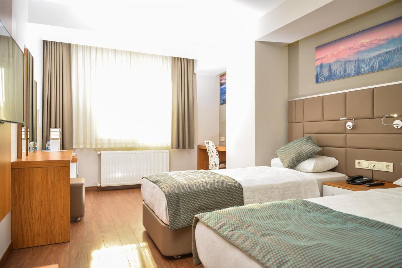 Hakcan Hotel Измир Екстериор снимка